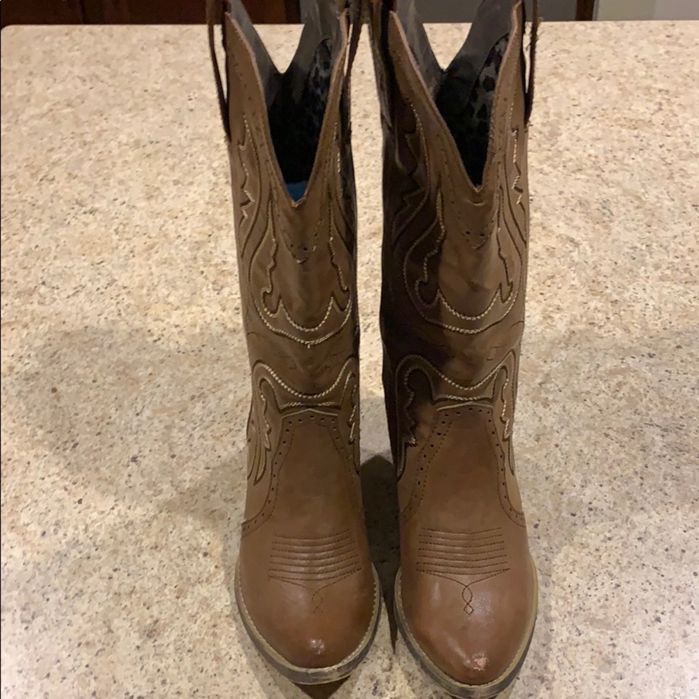 Very Volatile Womens 7.5 B Western Cowboy Boot